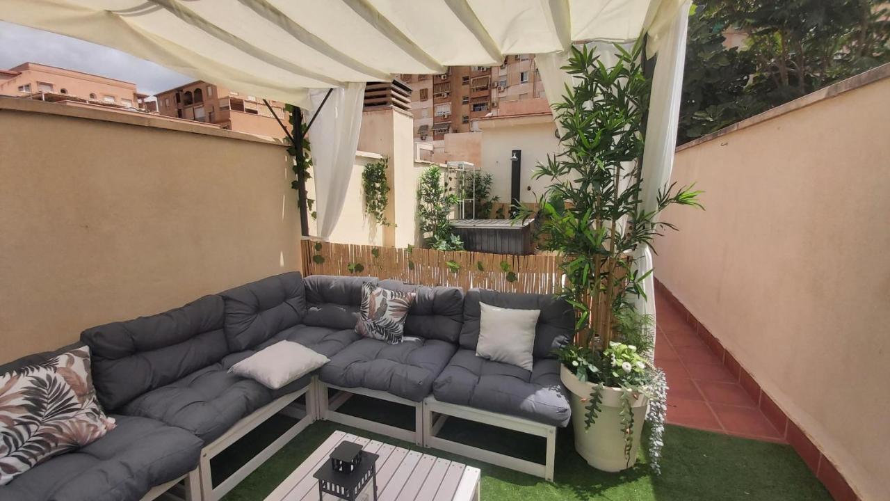 Del Parque Flats Atico Capuchinos Apartment Malaga Exterior photo